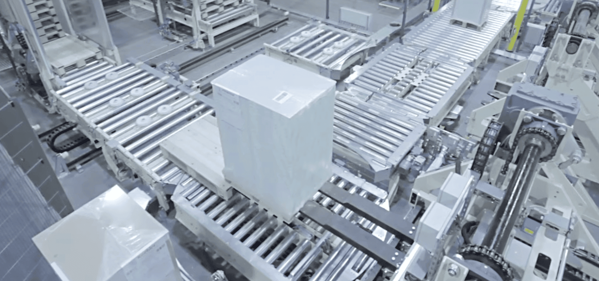 Intralogistiklösung Für Spezialladungsträger In Der Papierindustrie