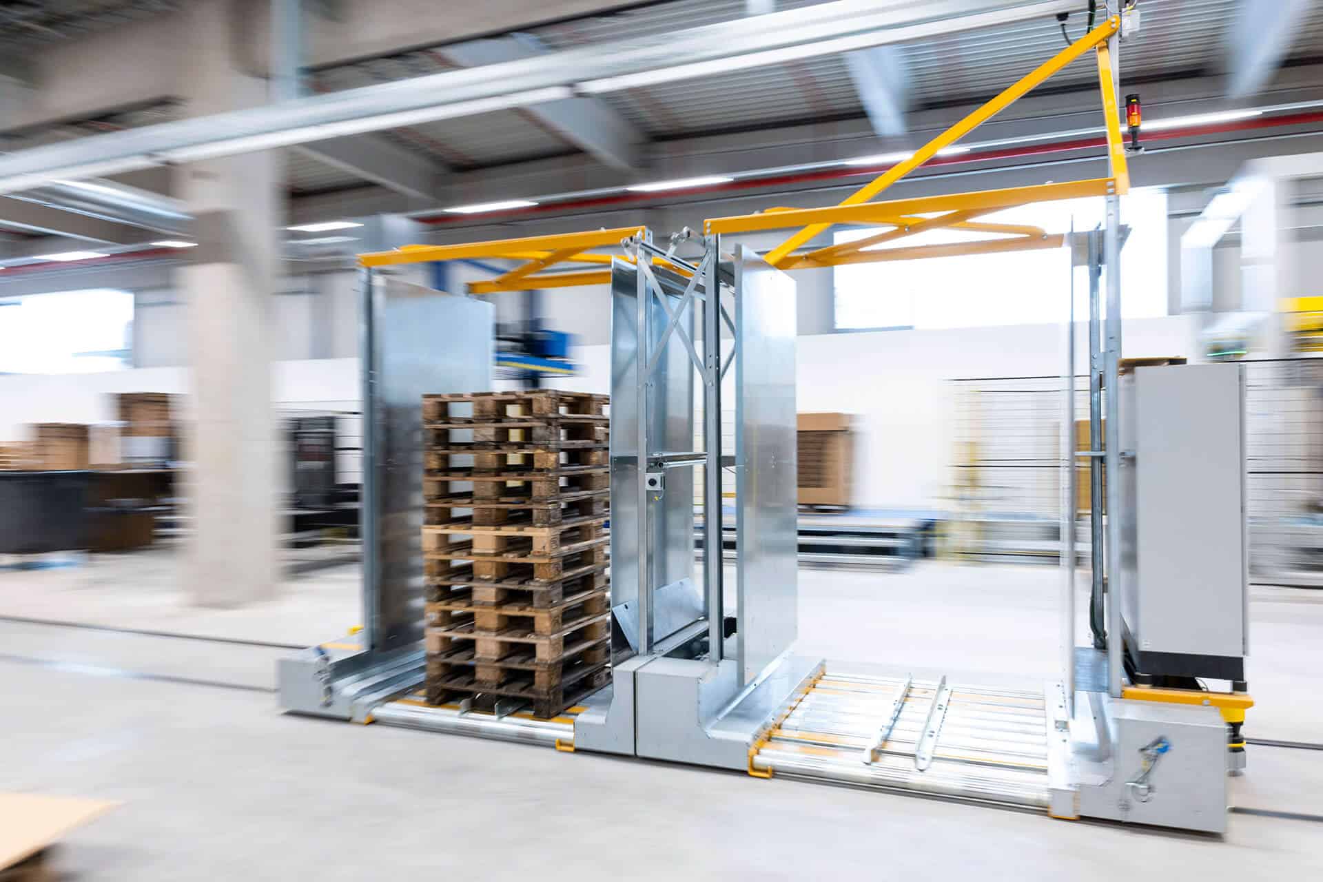 Unsere Lösungen ermöglichen eine sichere Lagerung und schnelle Verteilung der Produkte.