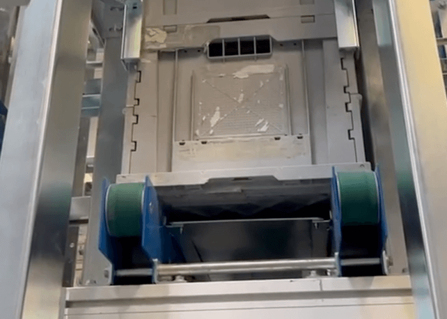 Stapelmaschine-für-gemischtes-Fördergut